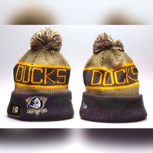 Anaheim Ducks Winter Pom Knit Beanie